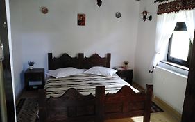 Casuta Din Valea Regilor Holiday Home